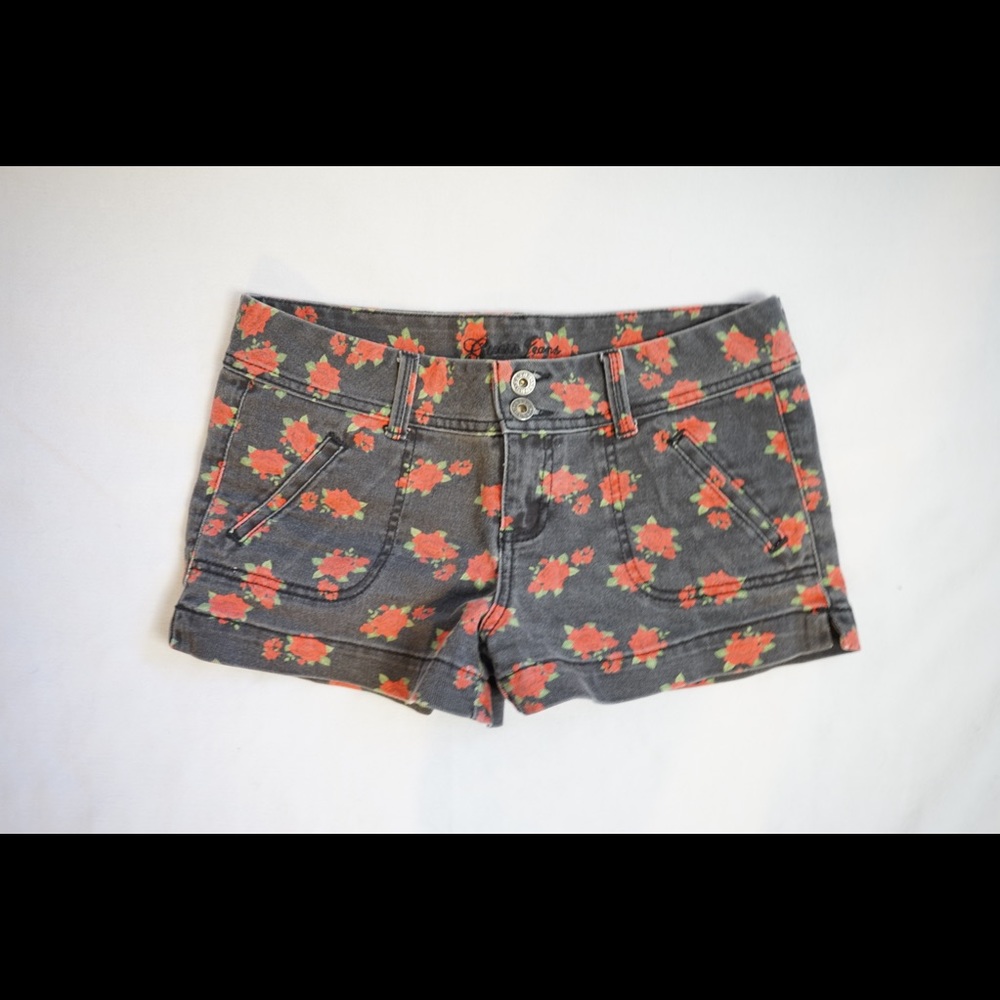 Guess Rose Shorts